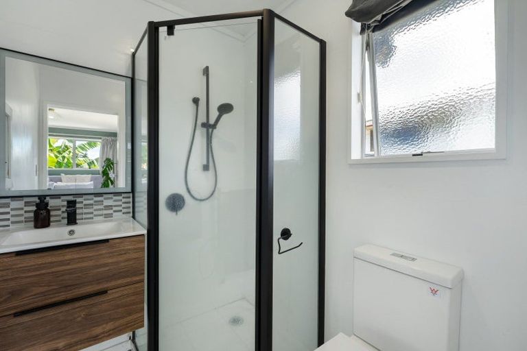 Photo of property in 15 Milsom Place, Te Puke, 3119