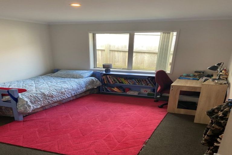 Photo of property in 31 Rochfort Crescent, Pyes Pa, Tauranga, 3112