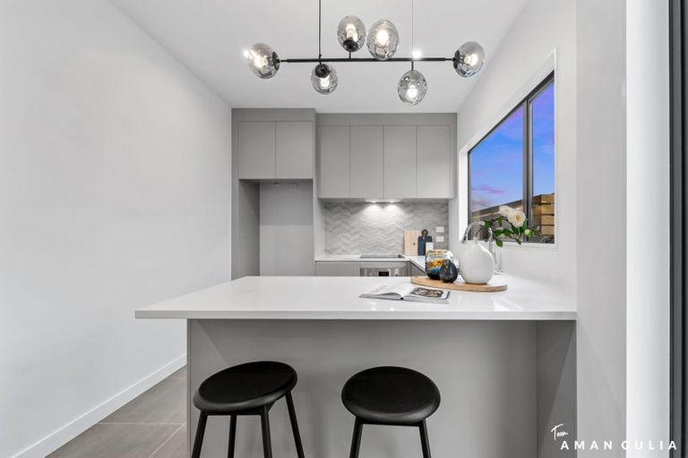 Photo of property in 7b Poto Street, Te Atatu South, Auckland, 0610