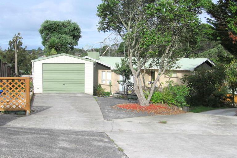 Photo of property in 24 Matama Road, Glen Eden, Auckland, 0602
