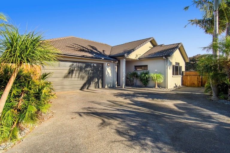 Photo of property in 144 Tuihana Drive, Papamoa Beach, Papamoa, 3118