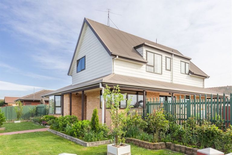 Photo of property in 2 Ben Nevis Drive, Broomfield, Christchurch, 8042