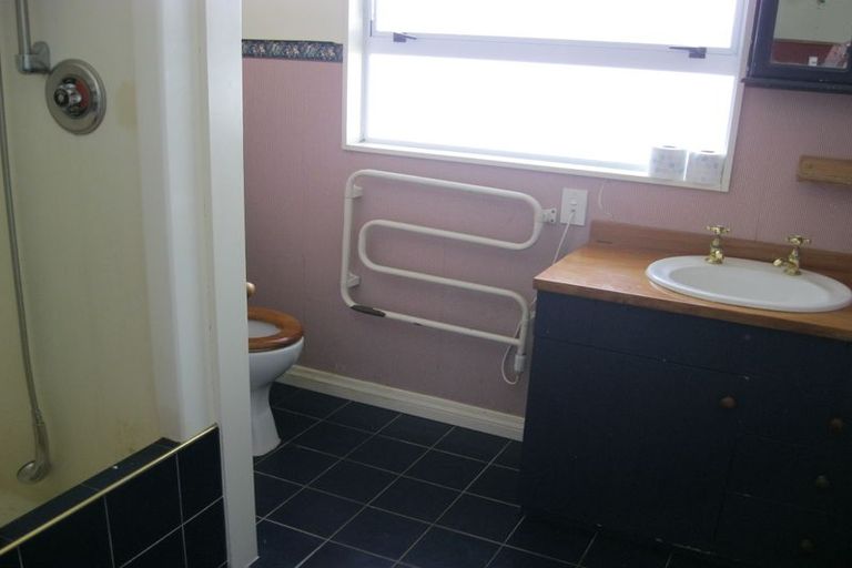 Photo of property in 20 Haswell Street, Eketahuna, 4900