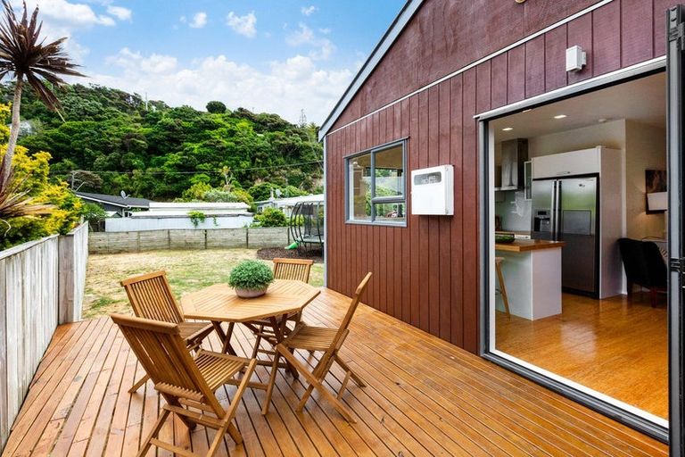 Photo of property in 53 Cluny Road, Plimmerton, Porirua, 5026
