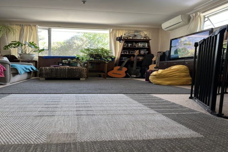 Photo of property in 11 Turquoise Place, Pukehangi, Rotorua, 3015