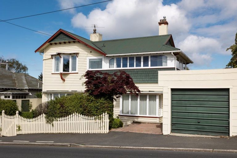 Photo of property in 75 Eglinton Road, Mornington, Dunedin, 9011