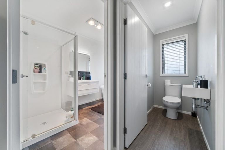 Photo of property in 3 Margaret Alice Close, Whalers Gate, New Plymouth, 4310