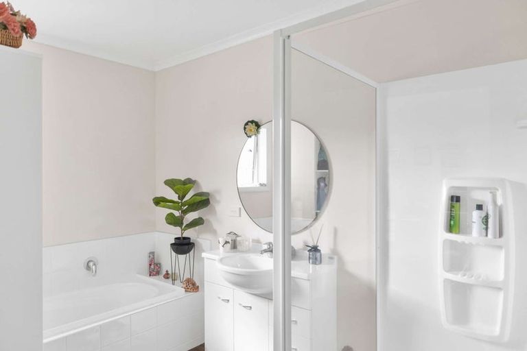 Photo of property in 10 Wicken Place, Reefton, 7830