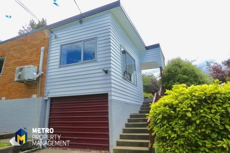 Photo of property in 40 Centennial Avenue, Helensburgh, Dunedin, 9010