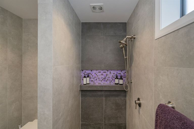 Photo of property in 9 Oyster Drive, Cooks Beach, Whitianga, 3591