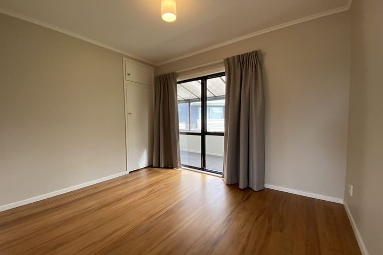 Photo of property in 29 Holland Road, Hillcrest, Auckland, 0627