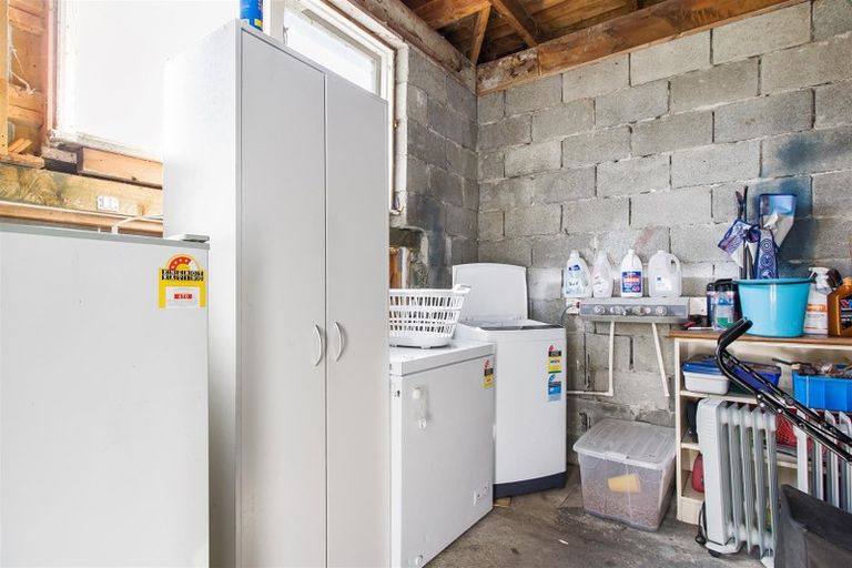 Photo of property in 14 Parsonage Road, Waimate, 7924