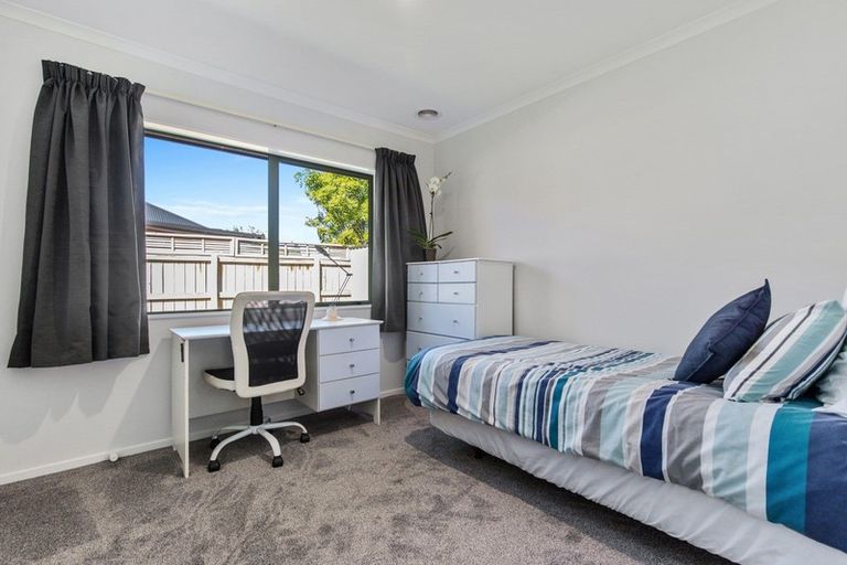 Photo of property in 20 Greenough Place, Rototuna, Hamilton, 3210