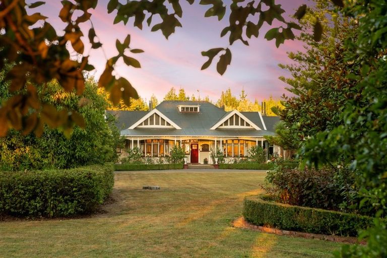 Photo of property in Greenlea, 310 Mount Biggs Road, Halcombe, Feilding, 4779