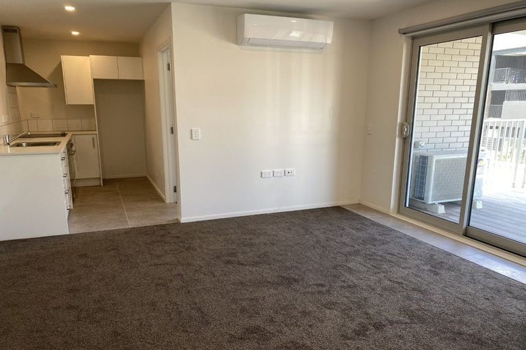 Photo of property in 103/28b Eileen Newey Place, Henderson, Auckland, 0612