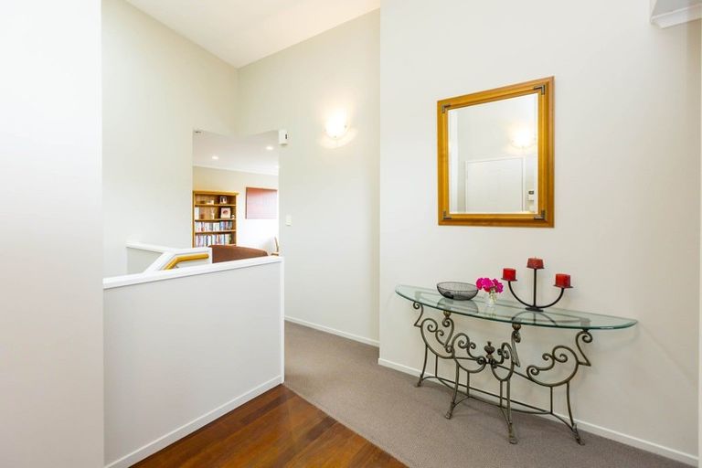 Photo of property in 12 Sylvan Way, Silverstream, Upper Hutt, 5019