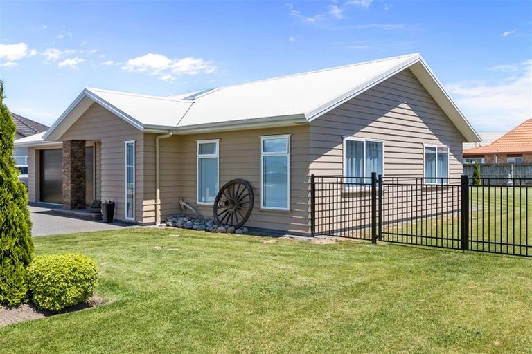 Photo of property in 12 Mervyn Brown Place, Solway, Masterton, 5810