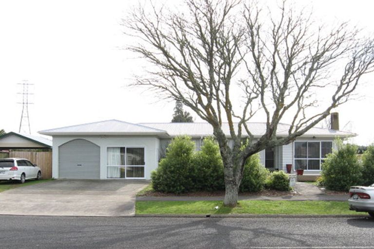 Photo of property in 21 Nevada Road, Silverdale, Hamilton, 3216