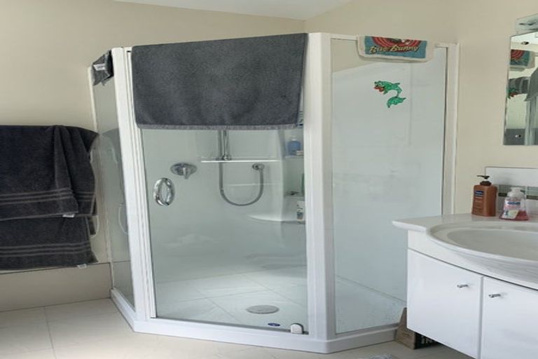 Photo of property in 11 Hartway Grove, Coatesville, 0792