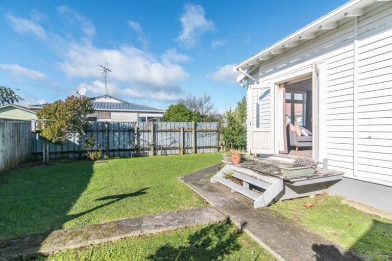 Photo of property in 58b Salisbury Street, Levin, 5510