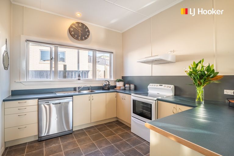 Photo of property in 1 Derby Street, Green Island, Dunedin, 9018