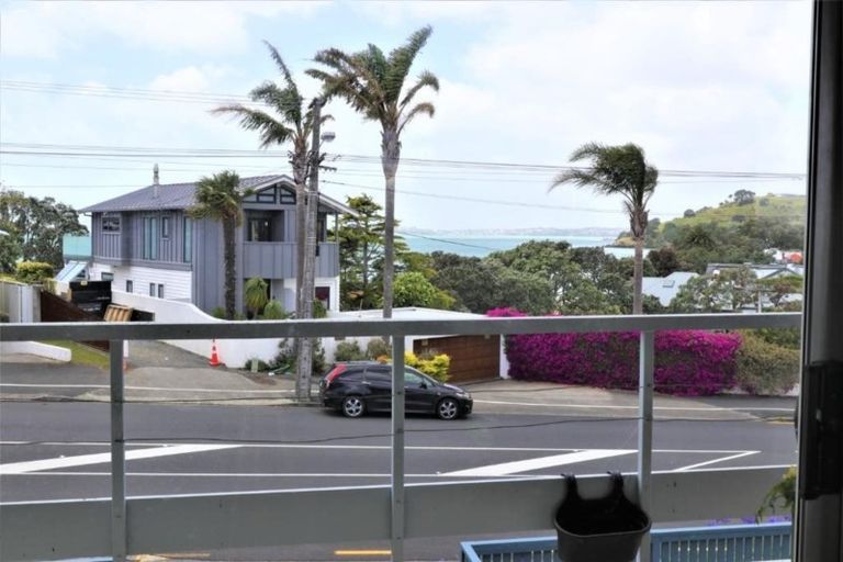 Photo of property in 4/103 Vauxhall Road, Narrow Neck, Auckland, 0624