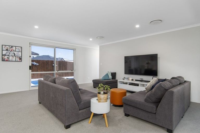 Photo of property in 69 Bert Wall Drive, Omokoroa, 3114