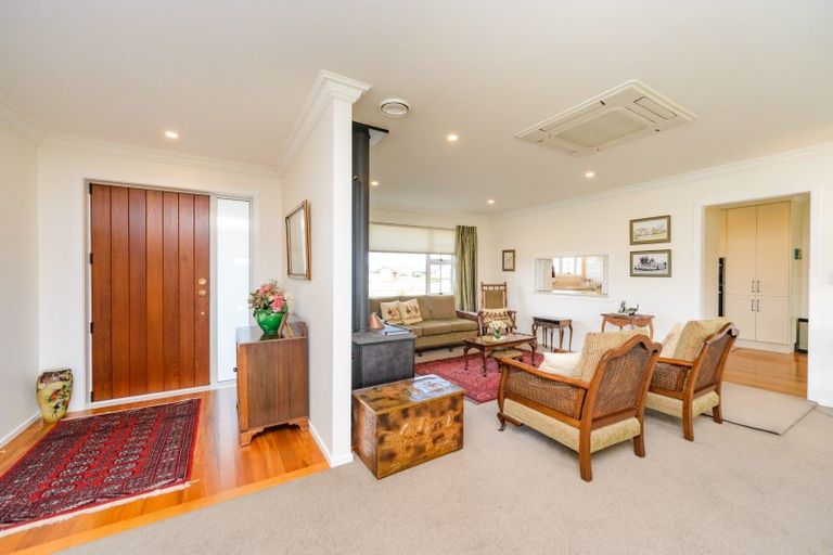 Photo of property in 137 Mount Taylor Drive, Feilding, 4775
