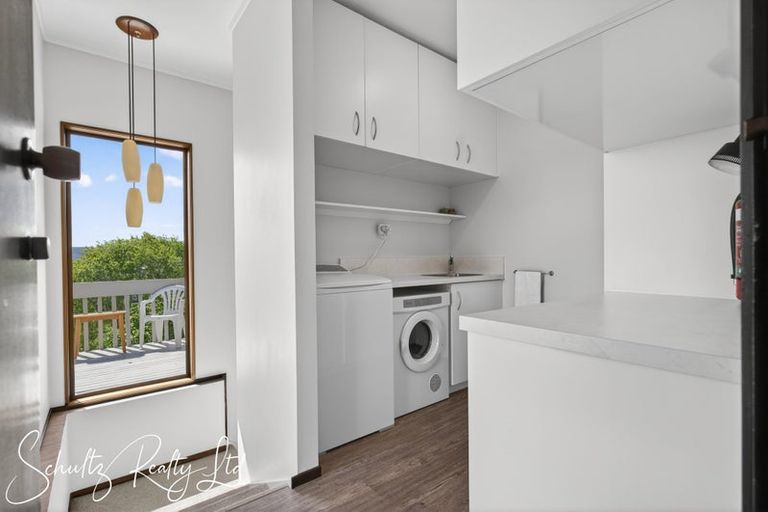 Photo of property in 71 Gorge Road, Maungaturoto, 0520