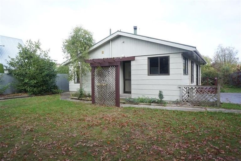 Photo of property in 12 Hegan Place, Rangiora, 7400