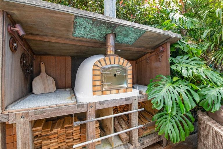 Photo of property in 115 Alec Craig Way, Gulf Harbour, Whangaparaoa, 0930