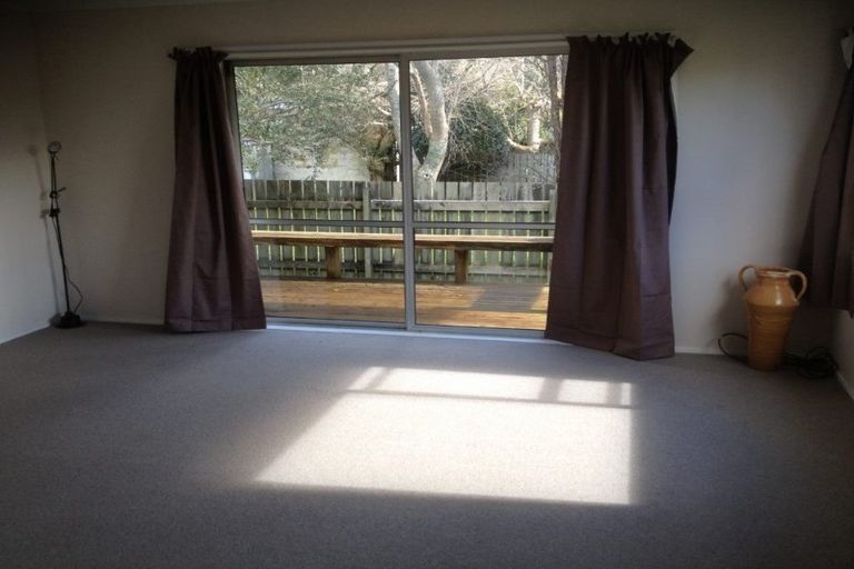 Photo of property in 2/36 Powhiri Avenue, Kensington, Whangarei, 0112