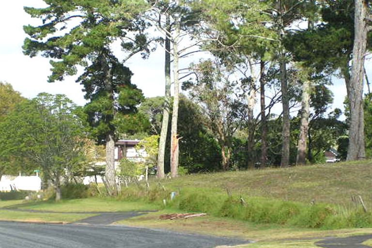 Photo of property in 43 Grenada Avenue, Forrest Hill, Auckland, 0620