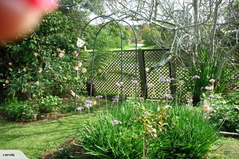 Photo of property in 2/123 Prince Regent Drive, Half Moon Bay, Auckland, 2012