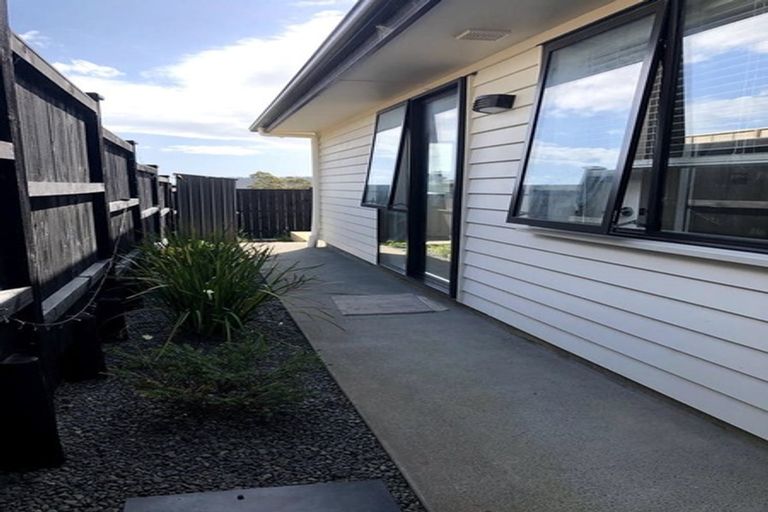 Photo of property in 13 Tautoru Avenue, Orewa, 0931