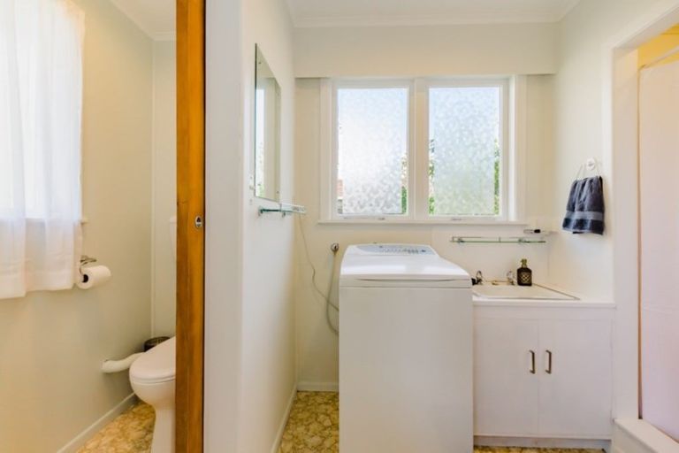 Photo of property in 159 Te Moana Road, Waikanae, 5036