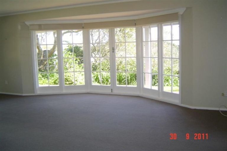 Photo of property in 76a Mangorei Road, Strandon, New Plymouth, 4312