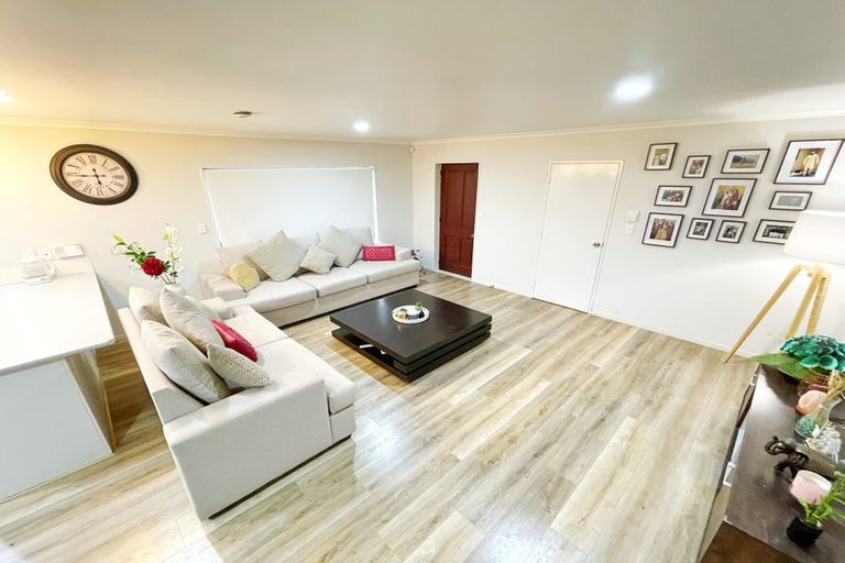 Photo of property in 14c Princess Street, Takanini, 2112