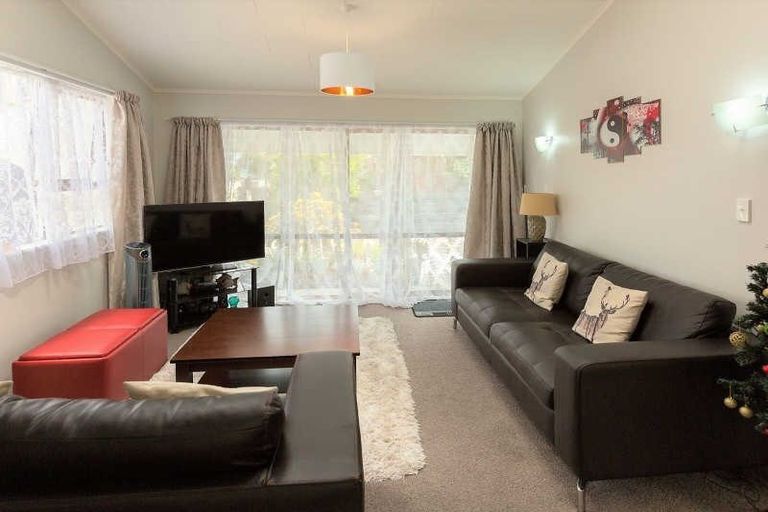 Photo of property in 32a Mahana Road, Paraparaumu Beach, Paraparaumu, 5032