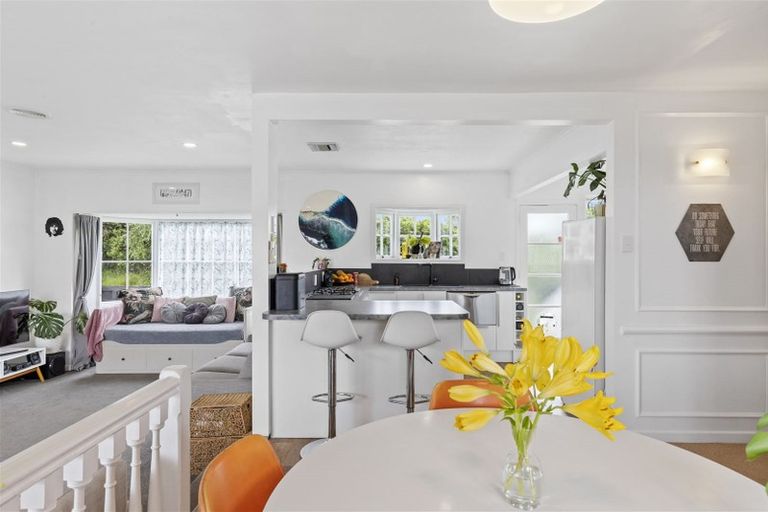 Photo of property in 80a Mcrobbie Road, Kingseat, Papakura, 2580