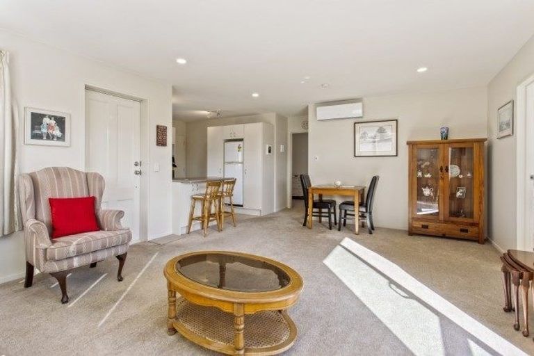 Photo of property in 4/24 Victoria Street, Rangiora, 7400