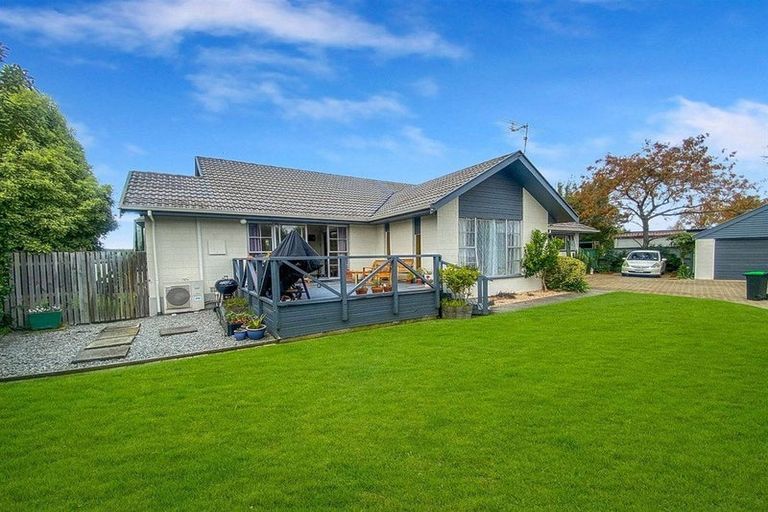 Photo of property in 23a Juniper Place, Burnside, Christchurch, 8053