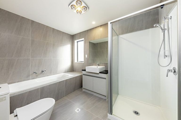 Photo of property in 4 Hollowout Street, Takanini, 2112