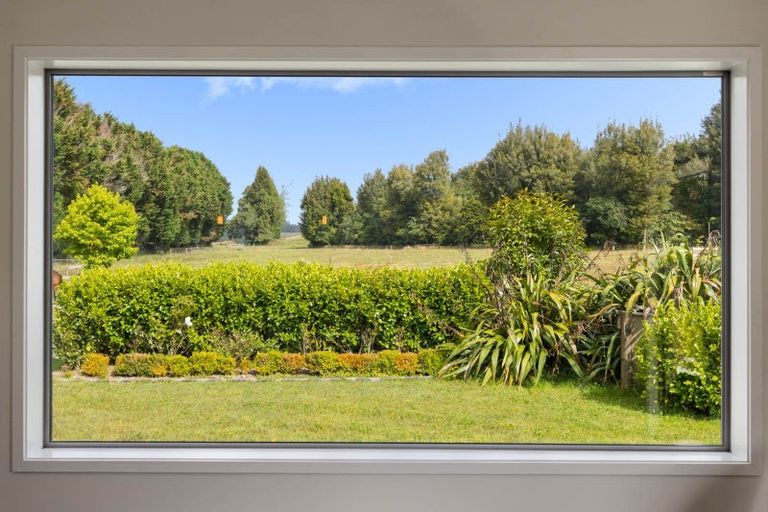 Photo of property in 16 Roy Road, Hamurana, Rotorua, 3096
