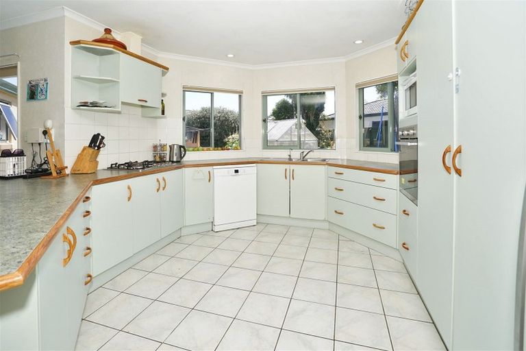 Photo of property in 48 Spinnaker Drive, Flagstaff, Hamilton, 3210