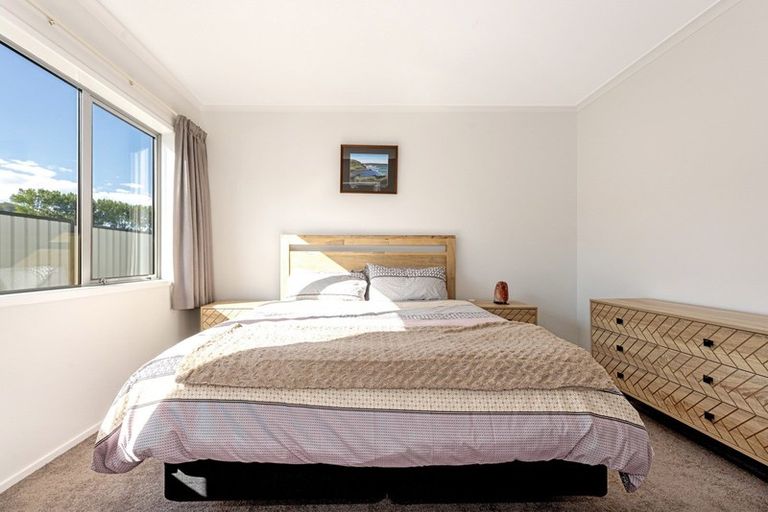 Photo of property in 30 Hamilton Drive, Wainui, Gisborne, 4010