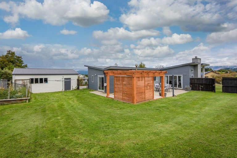 Photo of property in 7 Ellie Place, Lake Hawea, Wanaka, 9382