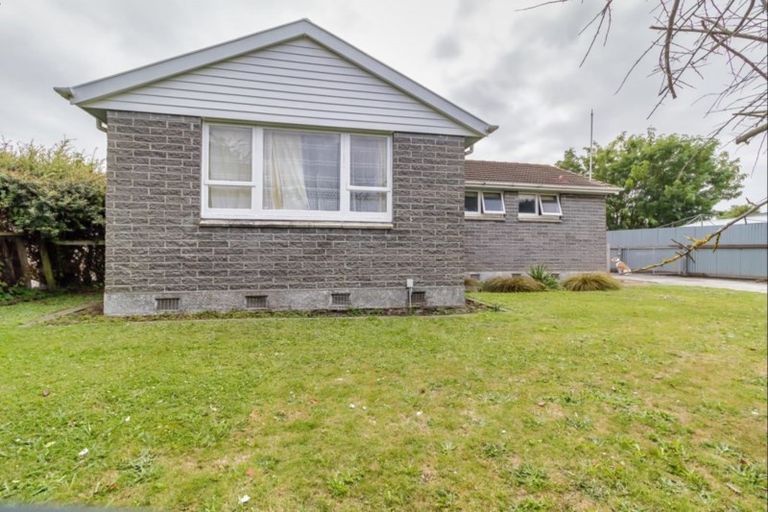 Photo of property in 83 Lipscombe Crescent, Havelock North, 4130