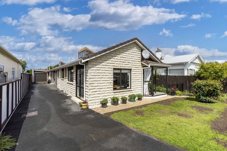 Photo of property in 33a Hargest Crescent, Saint Kilda, Dunedin, 9012