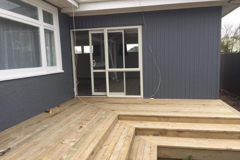 Photo of property in 16 Milson Line, Roslyn, Palmerston North, 4414